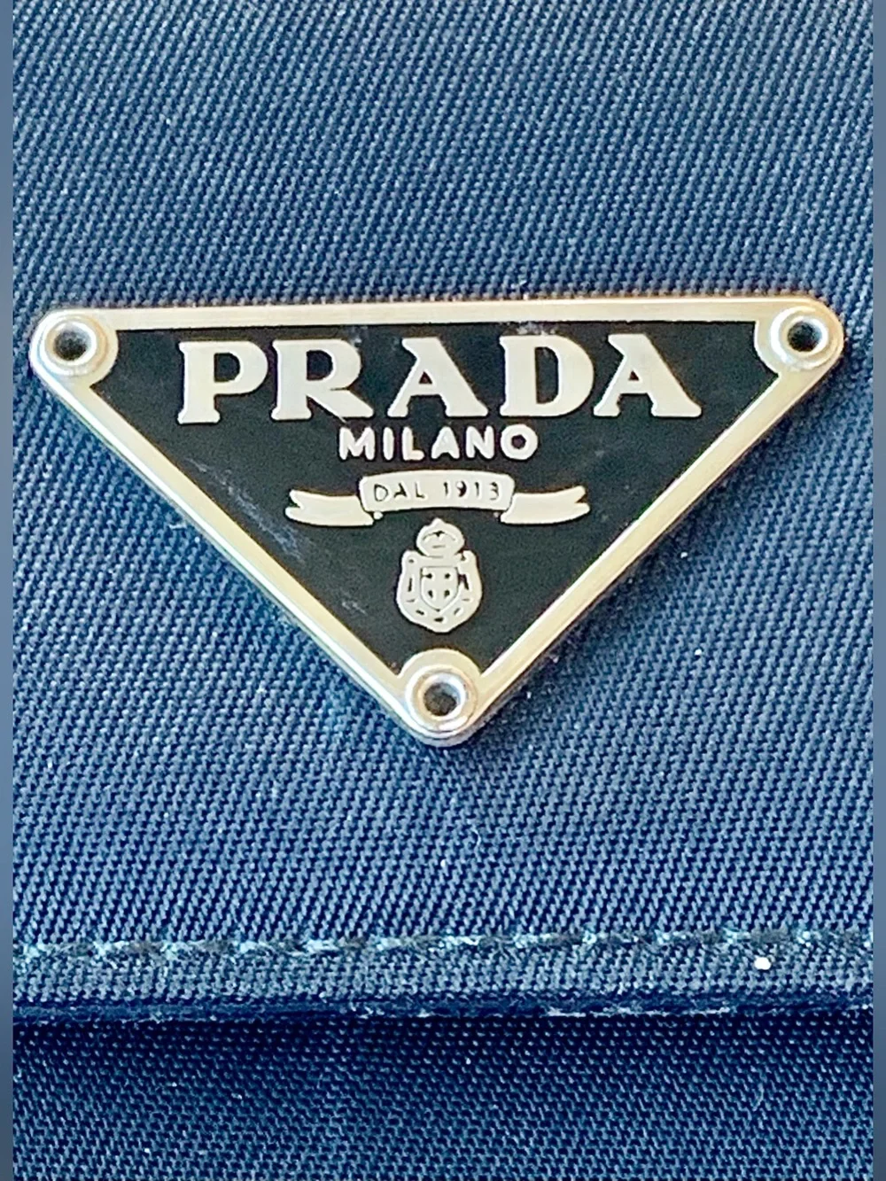 PRADA M150 Black TESSUTO Nylon Logo TRI-FOLD Wallet VINTAGE 90’s